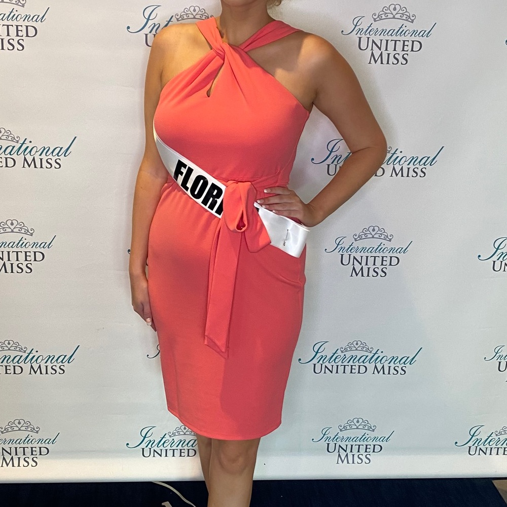 Bebe dress